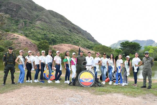 Visita de candidatas al CENOP