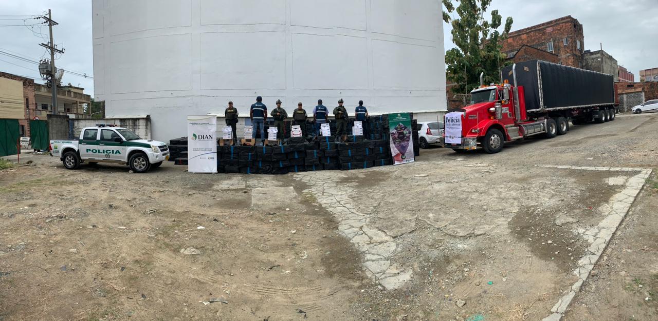 Cigarrillo de contrabando incautado 