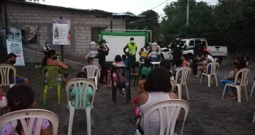 “Cine al parque y fomento de la lectura”, una iniciativa por los niños del Tolima 