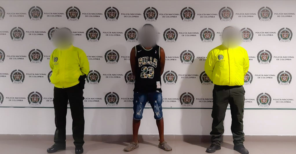 Capturado hombre de 25 años de edad por el delito de violencia intrafamiliar en concurso homogéneo sucesivo