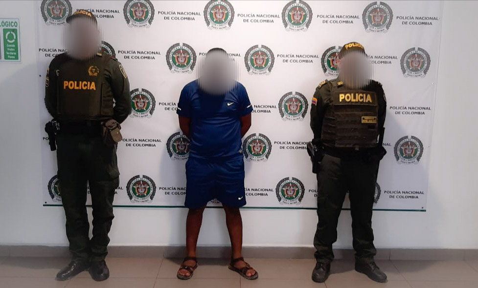 Capturamos en flagrancia a hombre por el delito de violencia contra servidor público