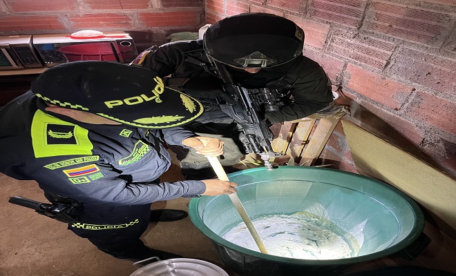 Hallados 40 litros de hidrocarburos