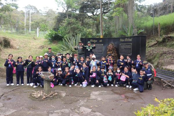 112 niños de primaria