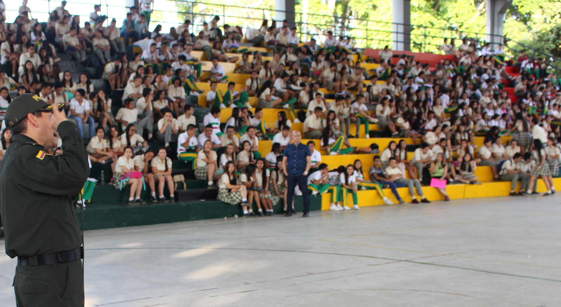 Los uniformados estarán sobre los corredores viales y alrededores de los establecimientos educativos
