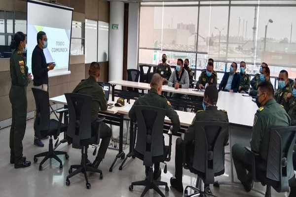 Comunicación interna.