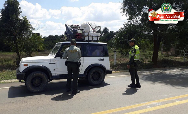 Con-un dispositivo-turístico-y-vial-la Policía Nacional-acompaña-a-viajeros-en-el Meta