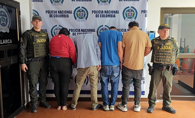 Los capturados ofrecieron $500.000 y un anillo en oro como soborno para que los uniformados no ejecutaran las capturas