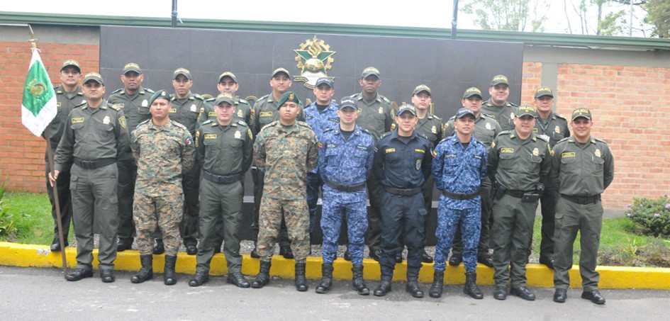 Avanza con éxito el programa académico del curso 033 internacional de Armero