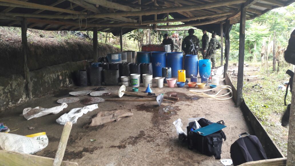 Desmantelado-laboratorio-para-procesar-base-de-coca-2