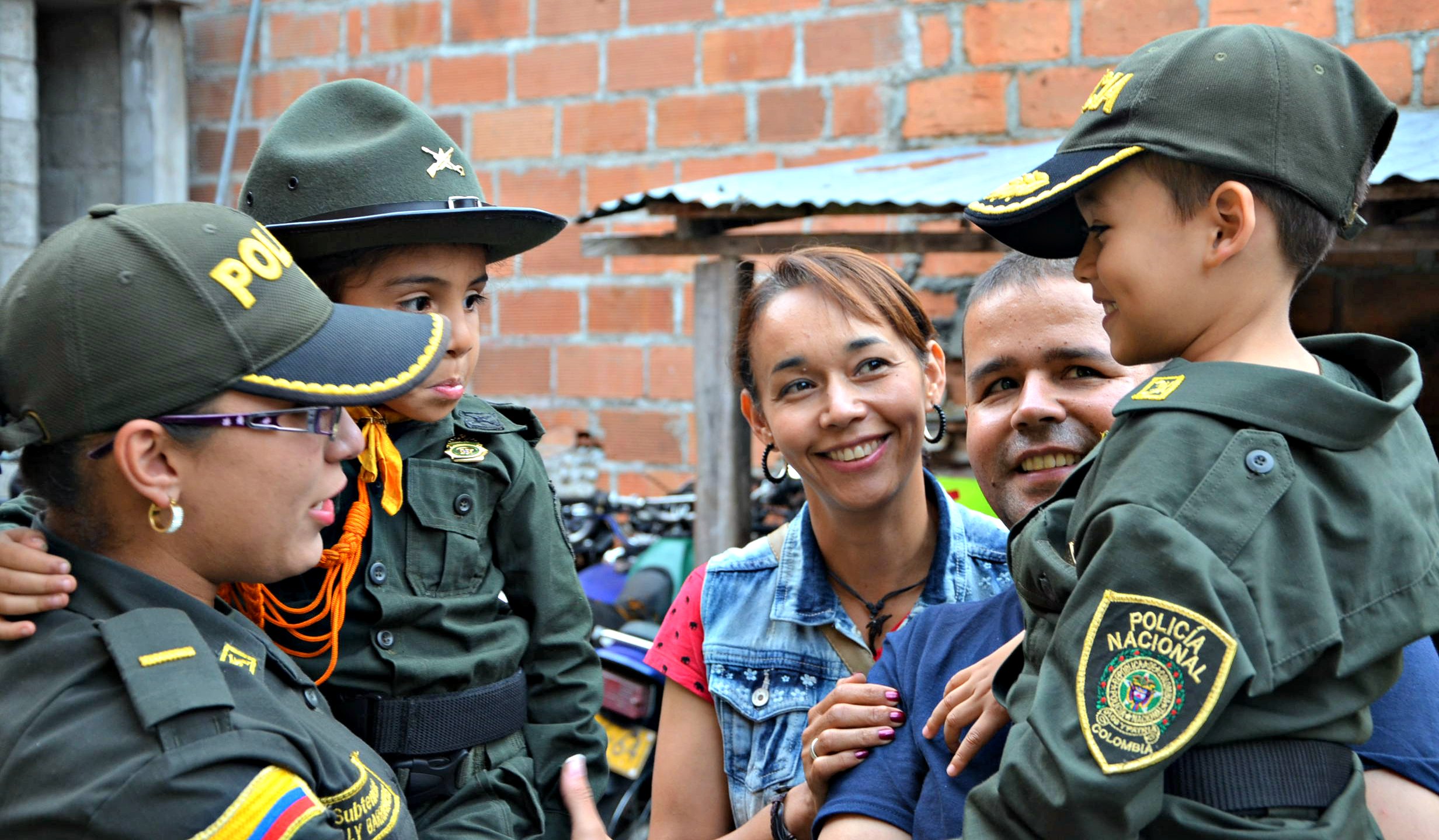 Cumpliendo-el-sueño-a-un-niño-de-trabajar-por-la-convivencia-y-seguridad-ciudadana-1