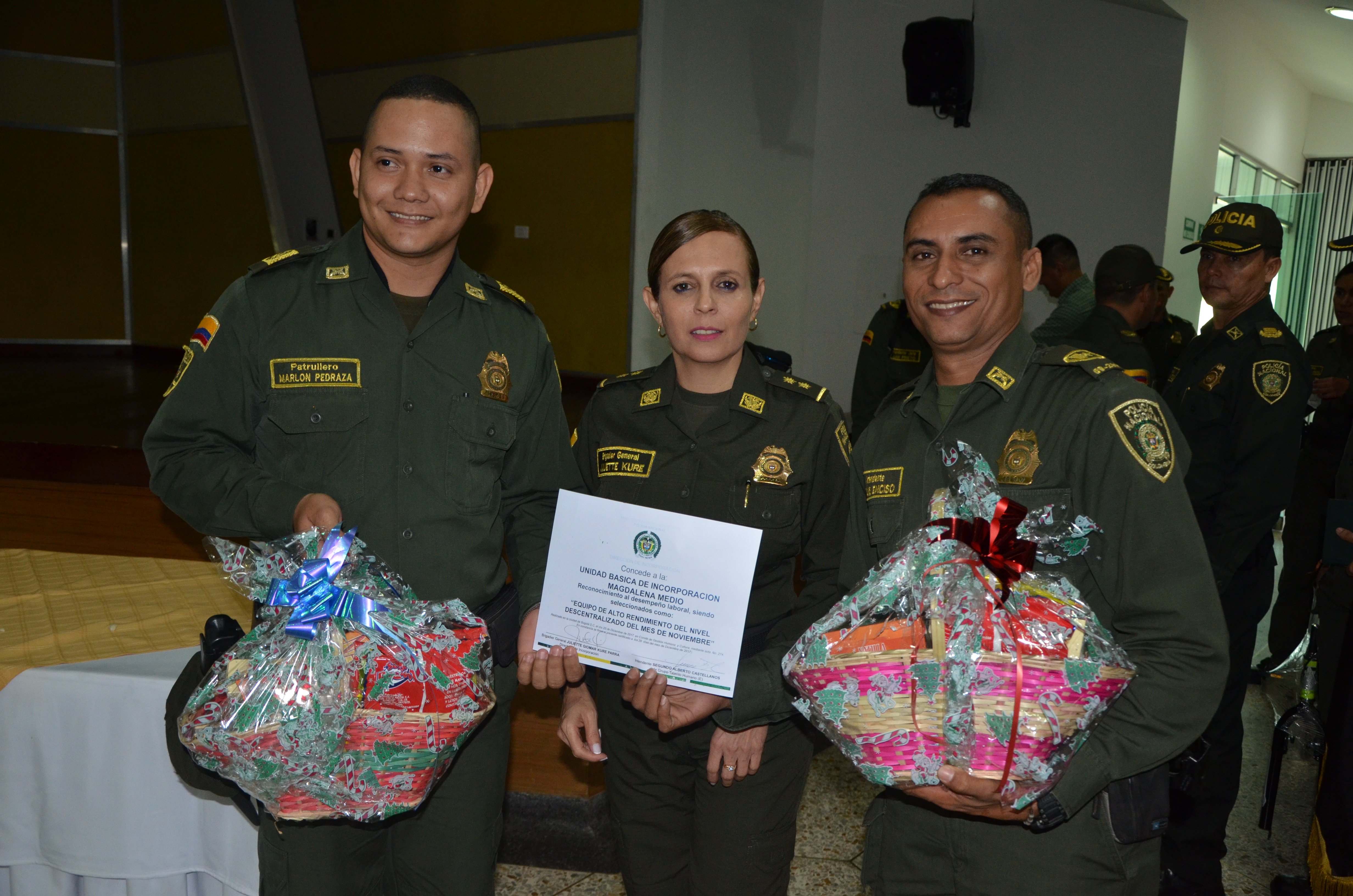 Brigadier General Juliette Giomar Kure Parra, Directora de Incorporación, transmite saludo institucional de navidad y año nuevo.