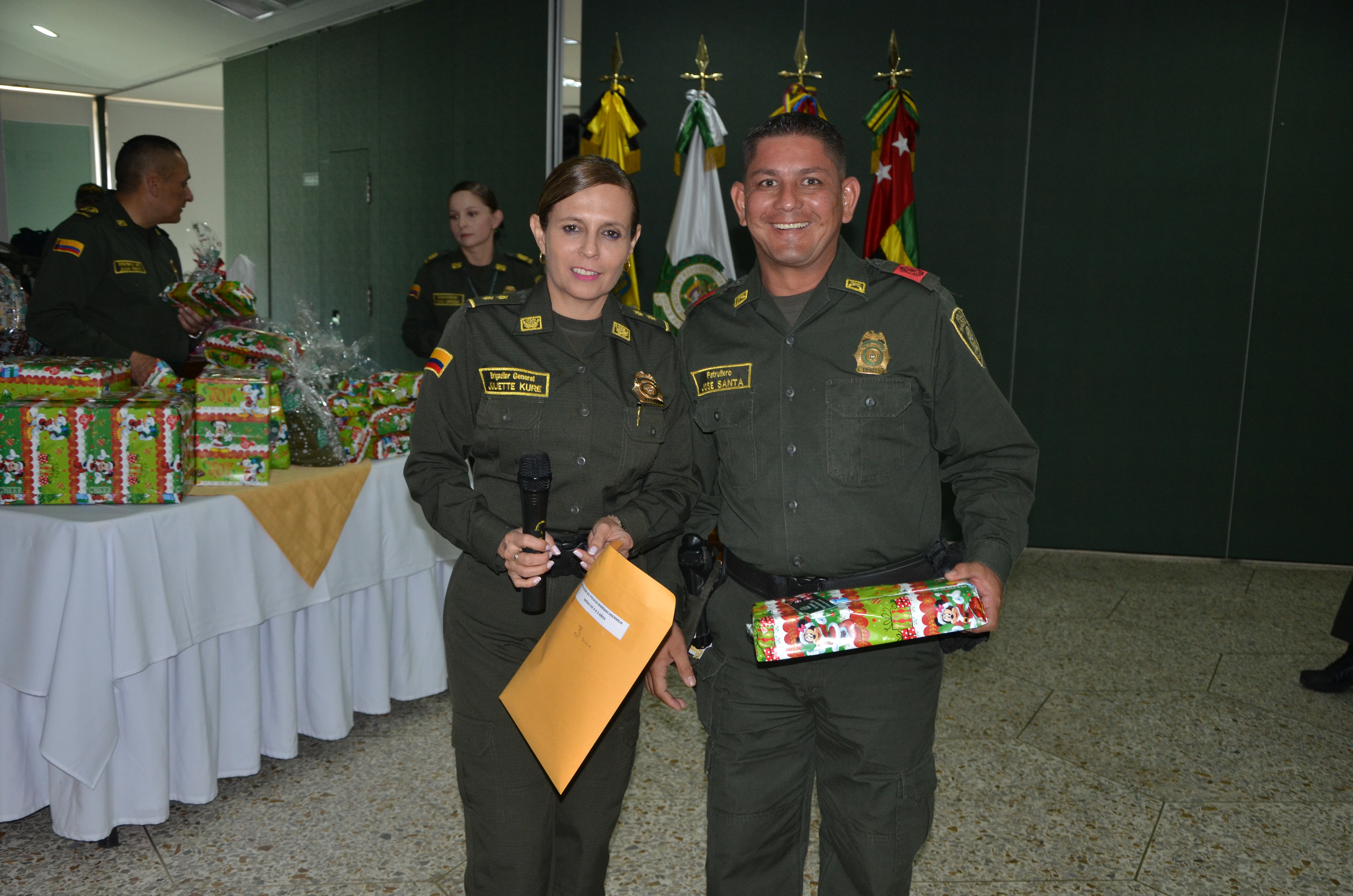 Brigadier General Juliette Giomar Kure Parra, Directora de Incorporación, transmite saludo institucional de navidad y año nuevo.