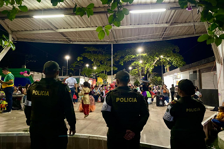 Policía de Urabá se une a la celebración del día dulce 