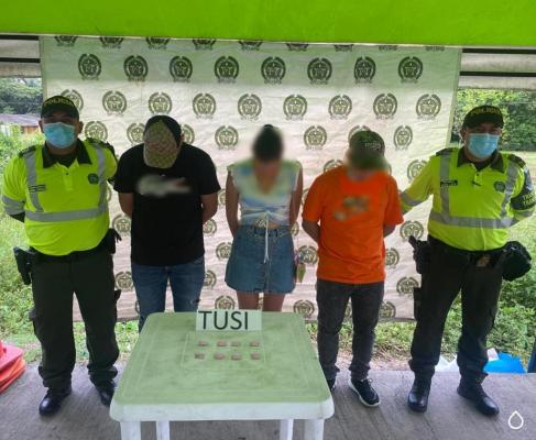 Dos-hombres-y-una-mujer-capturados-por-transportar-20-gramos-de-cocaína-tipo-tusi
