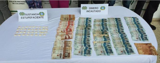 Estupefacientes y dinero incautado