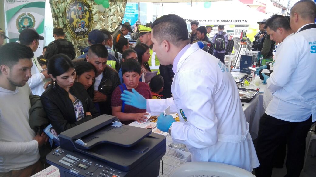 Stand Seccional Investigación criminal e Interpol