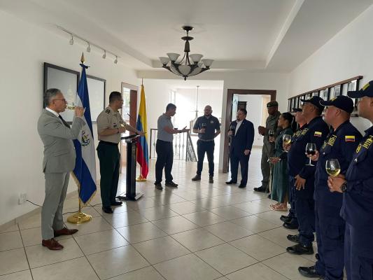 visita del se&ntilde;or Carlos Rodr&iacute;guez Bocanegra, Embajador de Colombia en El Salvador