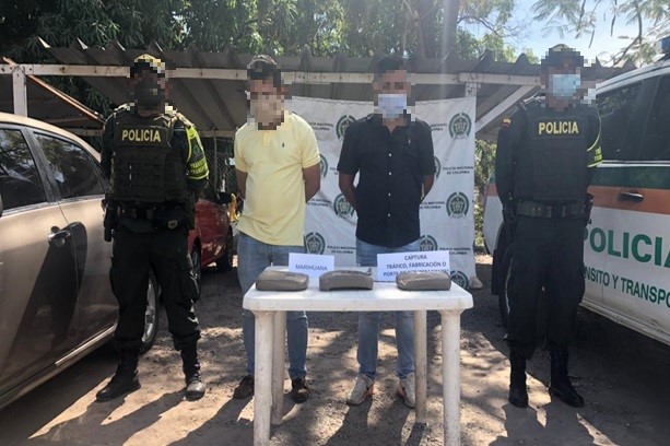 En-el-Cesar-capturamos-a-dos-personas-transportando-más-de-mil-quinientas-dosis-de-marihuana