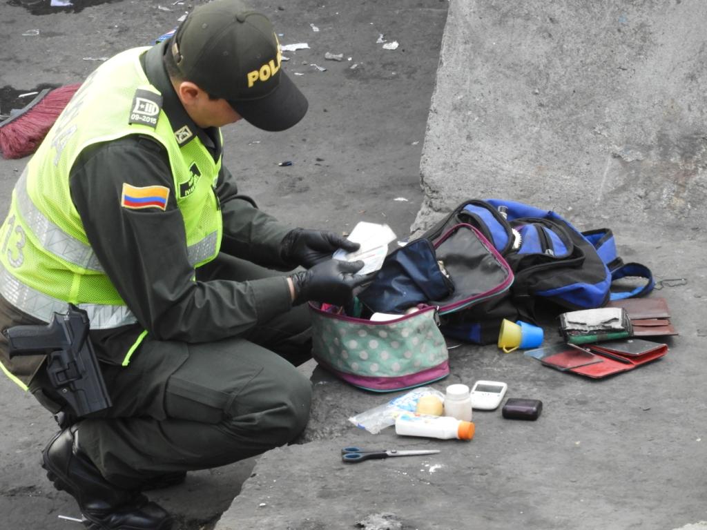 en-un-trabajo-articulado-con-la-administración-municipal-se-realizó-la- tercera-intervención-al-sector-canal-bogotá