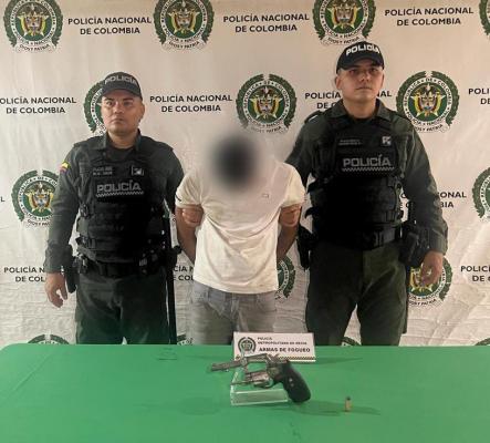 En Nueva granada, la Policía Nacional, captura hombre por el delito de Fabricación, tráfico o porte ilegal de arma de fuego