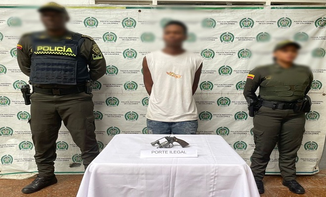 En Tadó en actividades de registro y control fueron capturados dos hombres