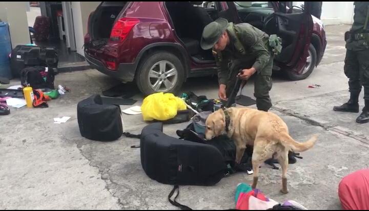 En-un-vehículo-de-gama-alta-se-halló-2.314-gramos-de-heroína