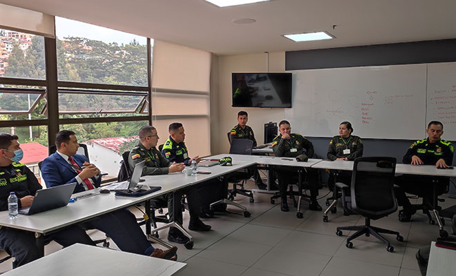 Participación  Encuentro de Analistas Policiales