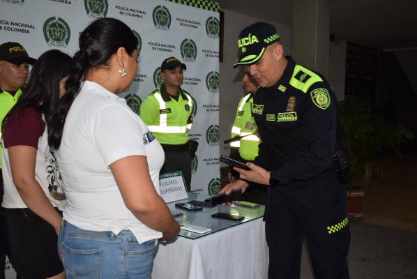 Entrega de dispositivos móviles 