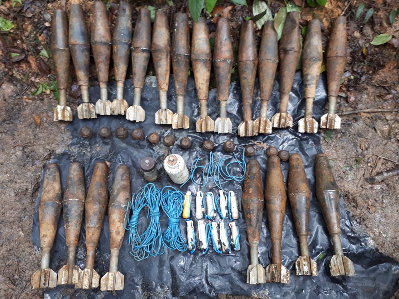 La-Policía-Nacional-responden-al-ataque-del-ELN-en-Cáceres-Antioquia