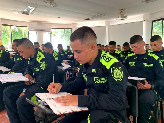 Graduación de futuros patrulleros 