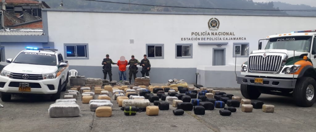 Logramos incautar una tonelada de marihuana avaluada en 3.000 millones de pesos.