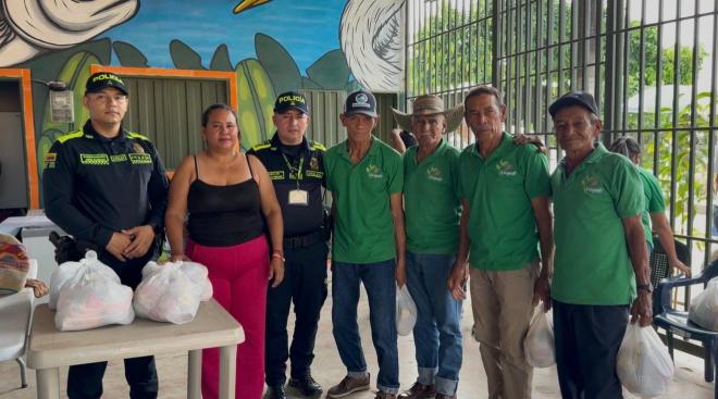 Jornada en articulación con empresarios comprometidos con el bienestar social, permitió la entrega de ayudas humanitarias