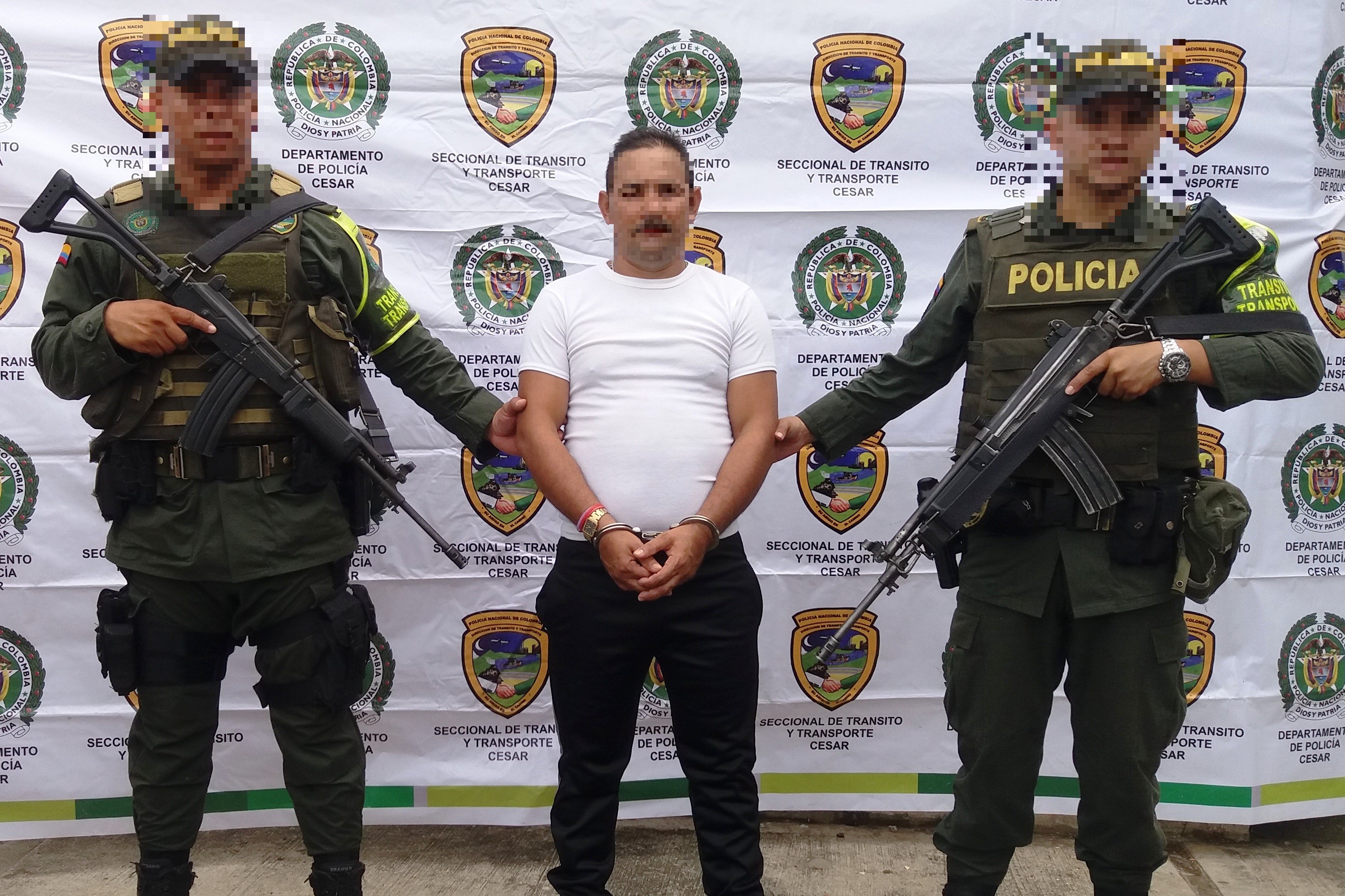 foto-circular-azul-de-interpol