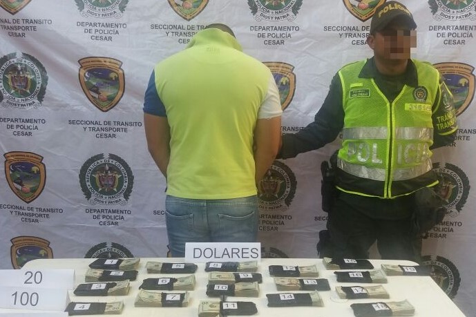 foto-incautacion-67mil-dólares-de-procedencia-ilegal