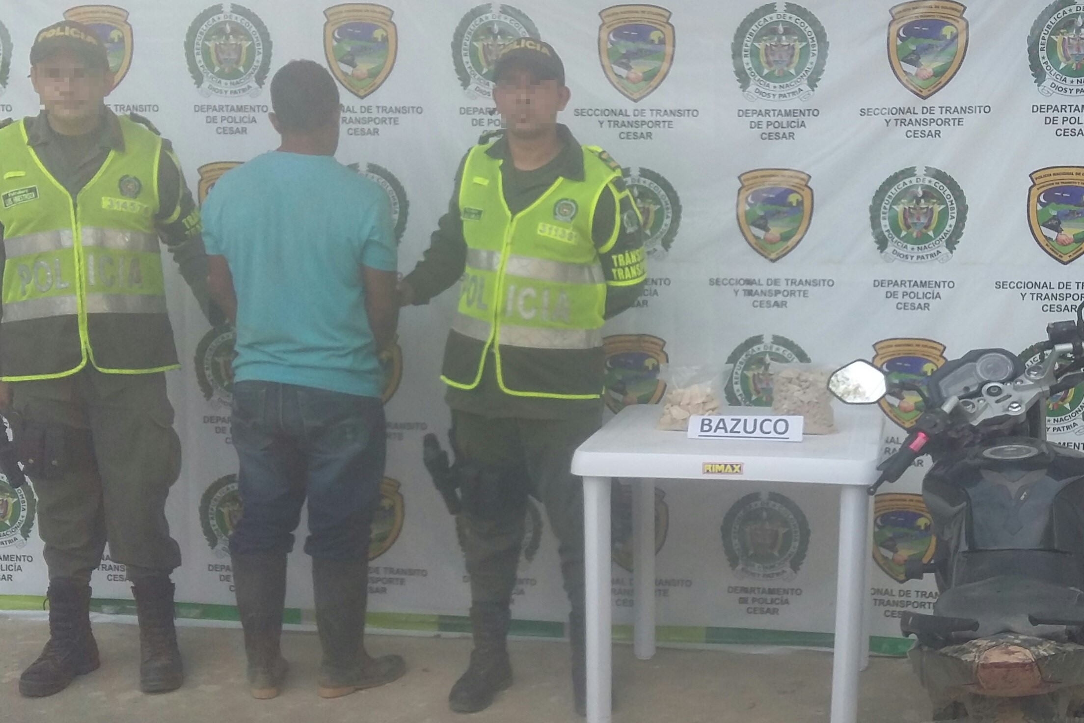 foto-una persona-con-más-de-1.740 gramos-de-bazuco