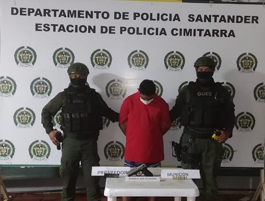 Capturado un hombre por porte ilegal de armas