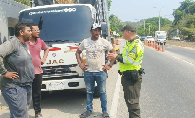 La Seccional de Tránsito y Transporte del Departamento de Policía Bolívar destinó 110 policías de tránsito en las vías.
