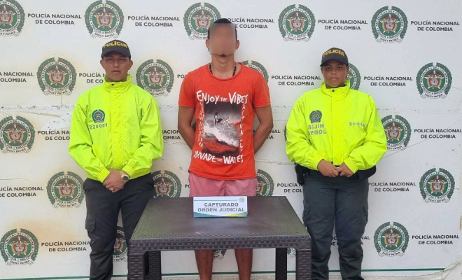 Enmarcados en el horizonte institucional de la Seguridad Urbana, integrantes de la Policía Nacional, adscritos al cuadrante 7 del CAI La Libertad, materializan la captura en flagrancia de un hombre de 29 años, por el delito de homicidio en el grado de tentativa.  Integrantes de Policía de Vigilancia fueron alertados por la central de radio, sobre una riña, en la carrera novena con calle 14 del barrio la Paz; e inmediatamente, los uniformados se dirigieron al lugar, donde al llegar, observan a un adulto mayo