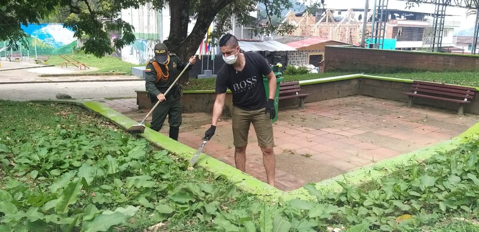 Una linda labor realizan nuestros compañeros en Gaitania Tolima