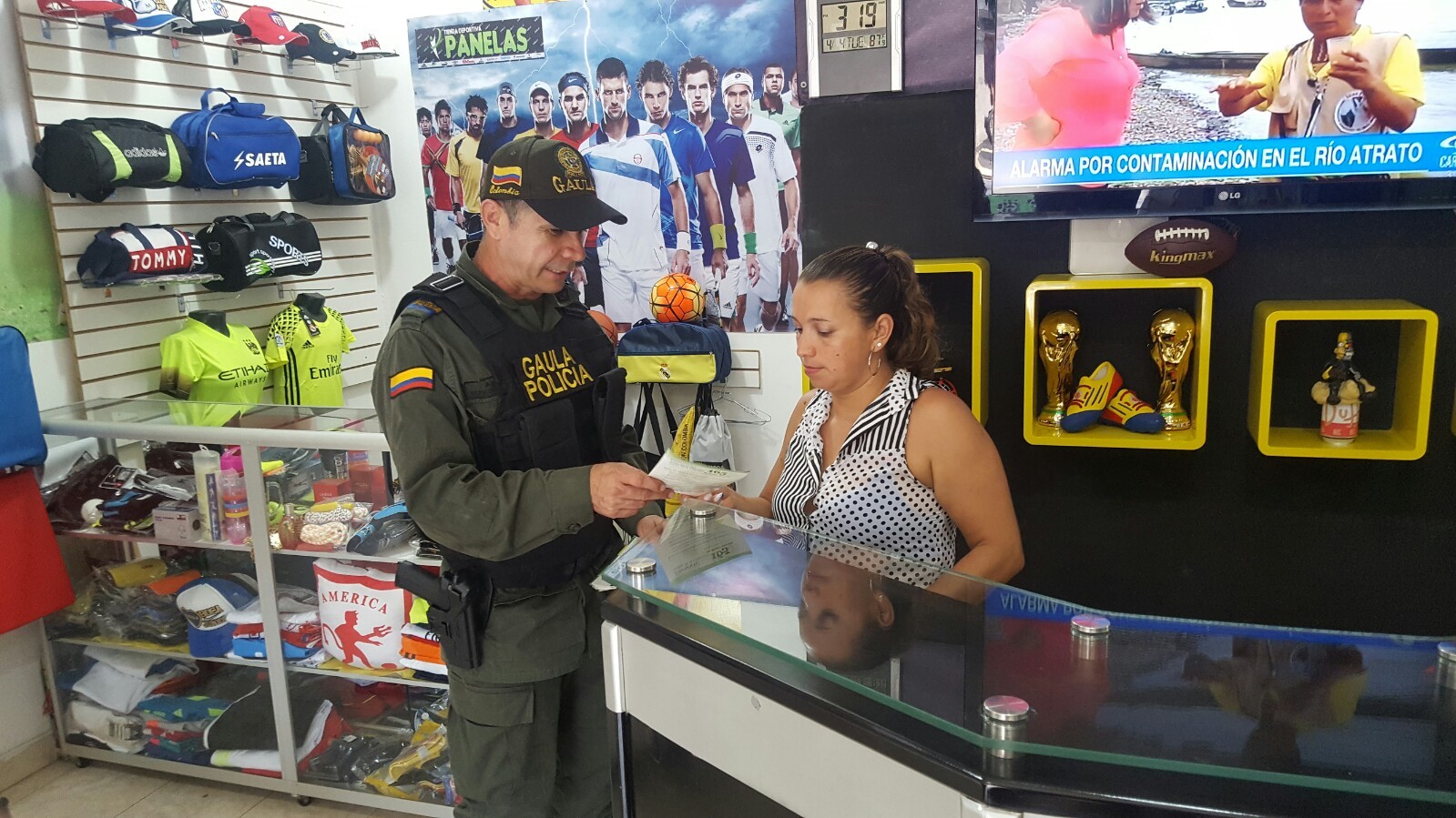 El gaula  de la policía nacional realiza actividades de prevención 