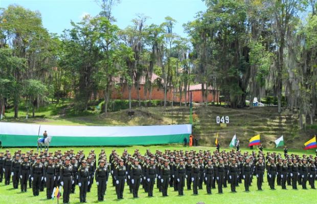 La Escuela de Carabineros Provincia de Vélez realizó ceremonia de graduación de 208 patrulleras