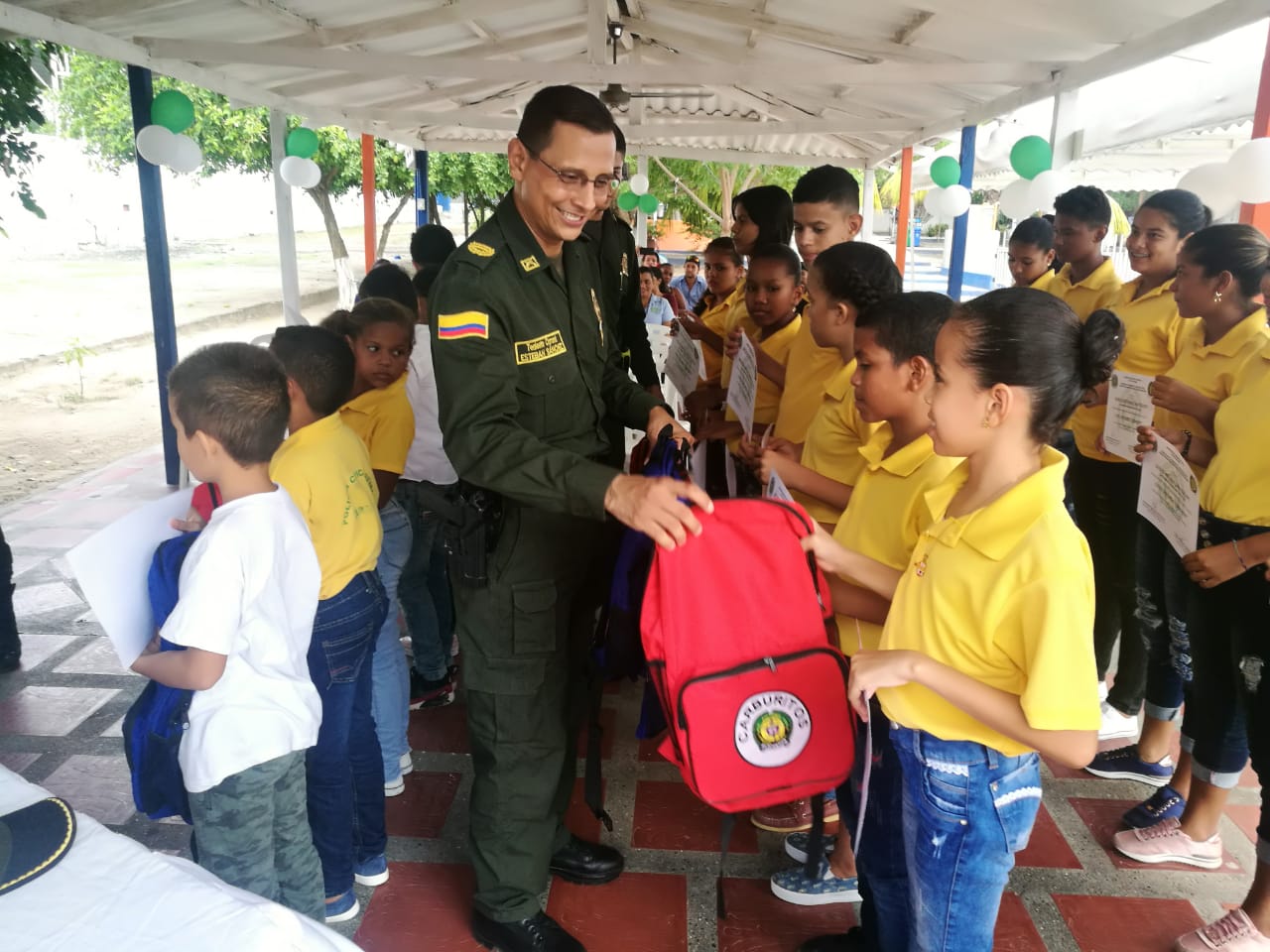 graduacion-carburitos-civicos-juveniles-goesh-hidrocarburos-fundacion-magdalena