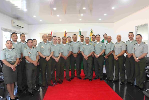 Curso Nivel I y II de Ingles Polic&iacute;a Nacional de Colombia-