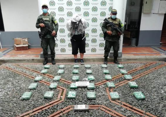 La Policía Nacional en su lucha frontal contra el tráfico de estupefacientes