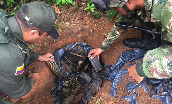 En-Meta-hallamos-material de guerra-y-comunicaciones-del-crimen organizado