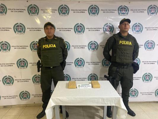 Frustran tráfico de estupefacientes