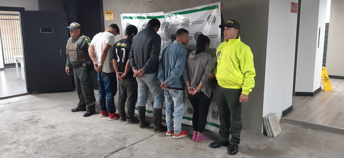 Delincuencia común organizada dedicados a la piratería terrestre en el eje cafetero y Bogotá