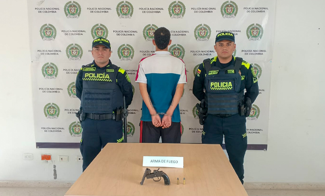 En la comuna Villa Santana es capturado un hombre con un arma de fuego ilegal