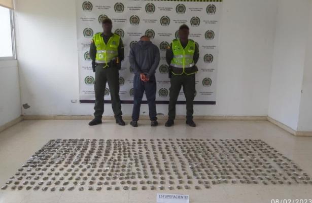Un hombre es capturado en la vereda Canceles con varias dosis de marihuana