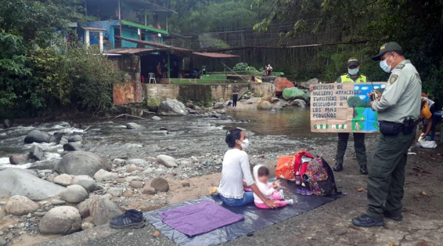 Policía-Metropolitana-de-Pereira-invita-a-la-comunidad-a-unas-Vacaciones-Seguras-dos